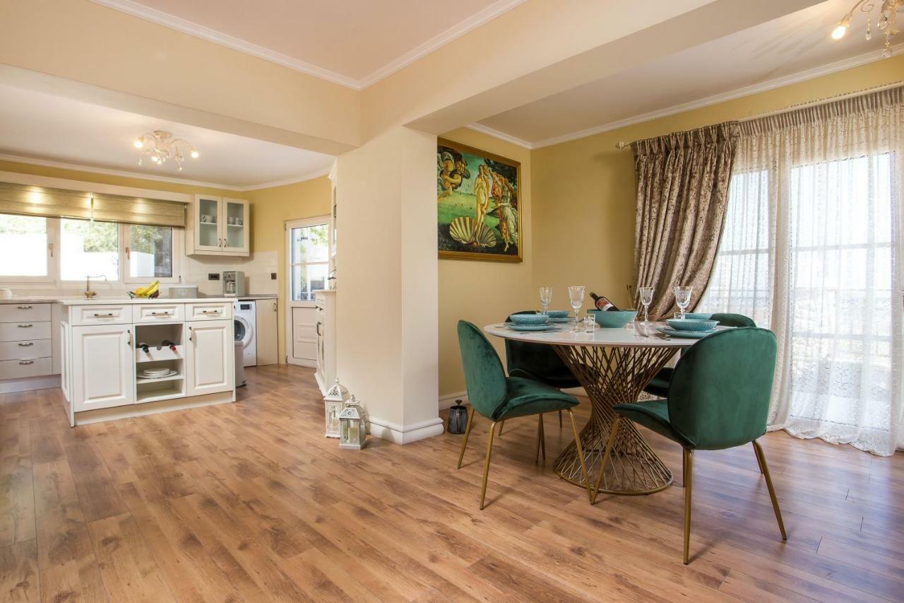Casa De Raphael - Luxury Apartment *